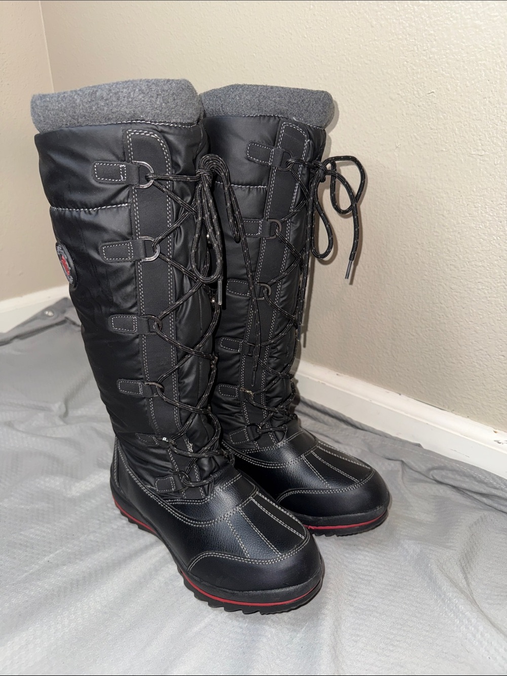 Cougar Canada Women’s Black Canuck 3 Lace Up Tall Winter Snow Boots - Sz 9, NWOB - Picture 4 of 13